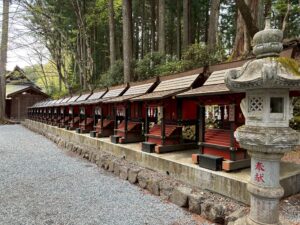 三峰神社 摂末社
